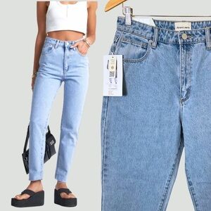 Abrand ‘94 High Slim Jeans | Cropped | NWT | Petite | 29